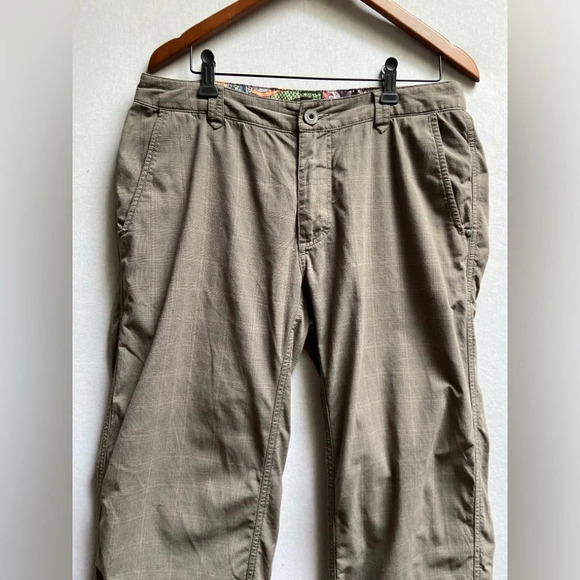 Lululemon Athletica checkered plaid straight leg khaki athletic pants Sz 34 - Picture 4 of 13